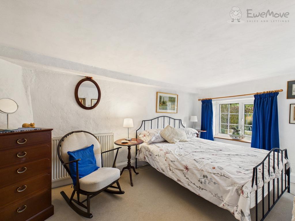 Ewemove south molton   bedroom 2
