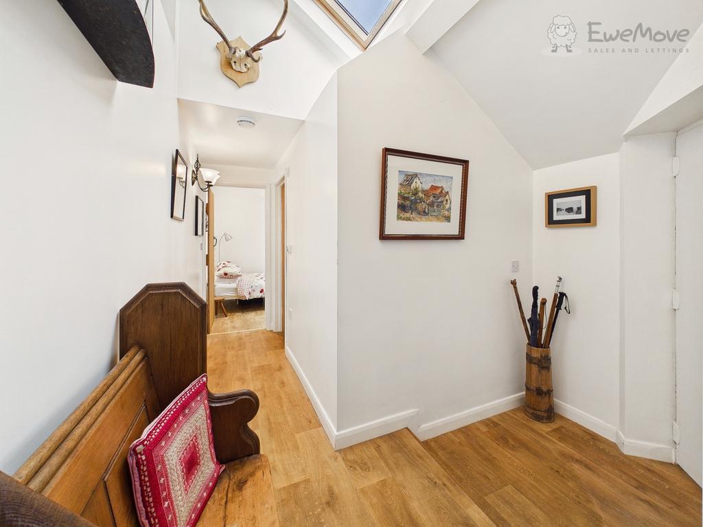 Ewemove south molton   entrance hall