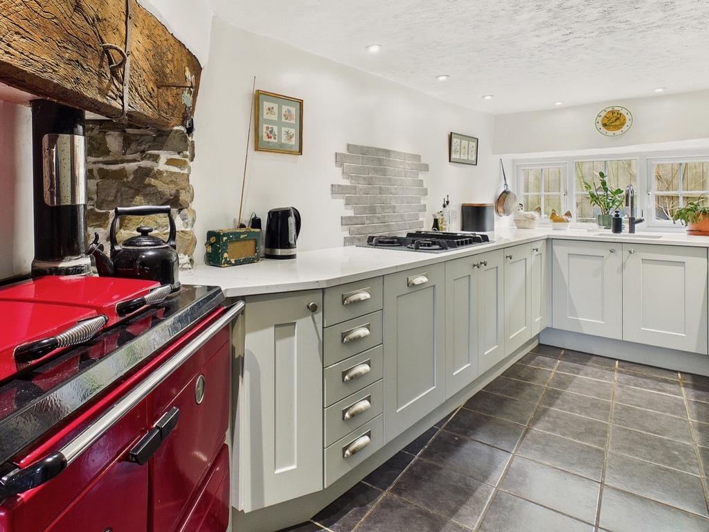 Ewemove south molton   kitchen