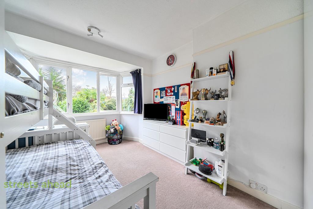 752d30a5-a4b5-48d...