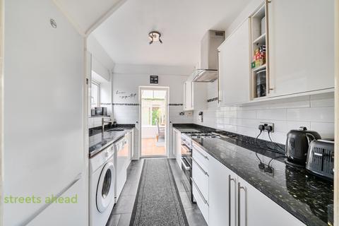 undefined, Ingleboro Drive, Purley, CR8