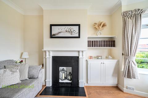 undefined, Ingleboro Drive, Purley, CR8