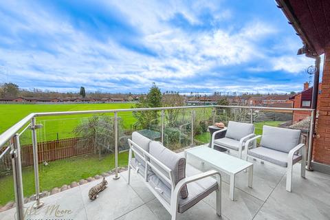 4 bedroom detached house for sale, Hope Shield, Washington NE38