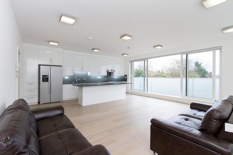 undefined, Elm Avenue, Ealing, London, W5
