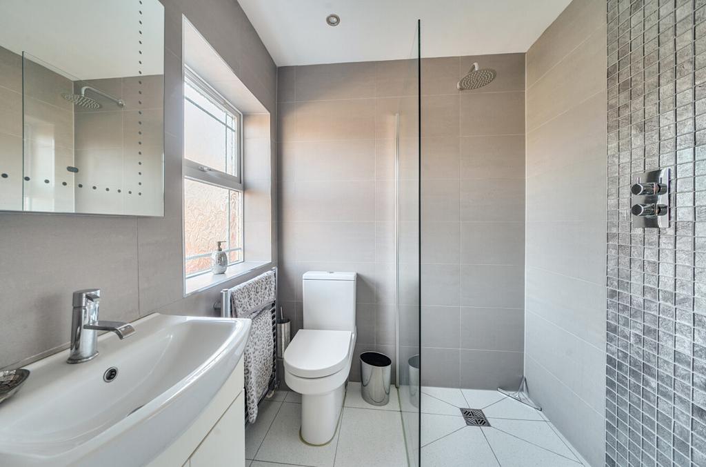 1419215-12-699dc3...