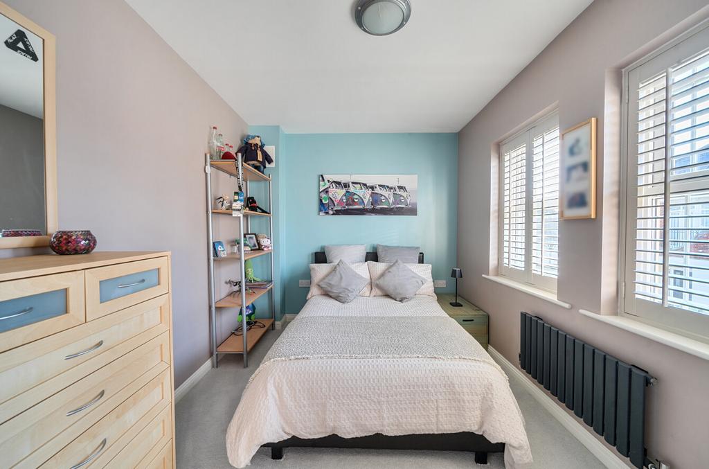 1419215-16-699dc4...