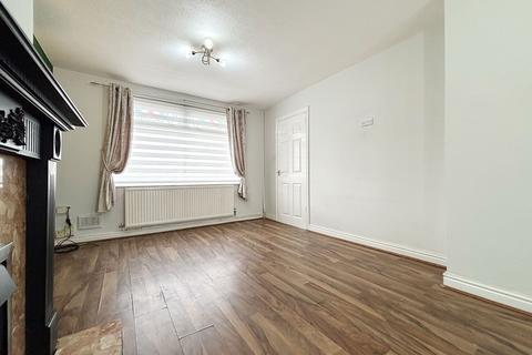 2 bedroom semi-detached house for sale, Carlton Close, Wigan, WN4 9UX