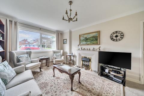 2 bedroom maisonette for sale, Ladycroft Way, Farnborough Village, Orpington, Kent, BR6