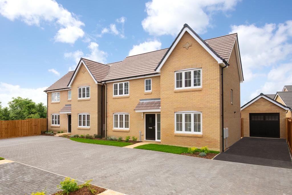 4 bedroom detached house for sale