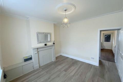 3 bedroom end of terrace house for sale, Woodhouse Road, Sheffield, S12 2AZ
