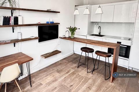 1 bedroom flat to rent, Therapia Road, London, SE22