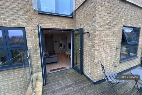 1 bedroom flat to rent, Beardell Street, London, SE19