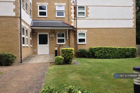 2 bedroom flat to rent, Birdhurst Rise, South Croydon, CR2