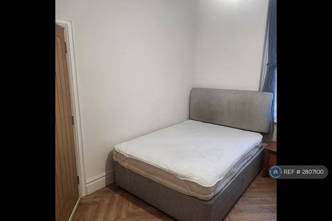 undefined, Sandmere Road, London, SW4