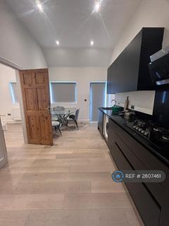 undefined, Blenheim Park Road, South Croydon, CR2