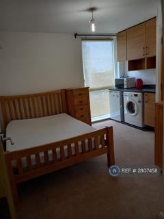 Studio to rent, Brownell Place, London, W7