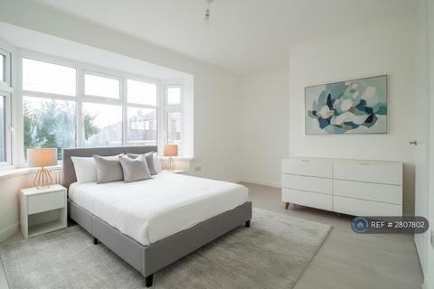 undefined, Rosedale Avenue, Leicester, LE4