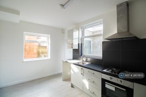 undefined, Rosedale Avenue, Leicester, LE4
