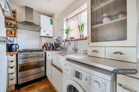 undefined, Emerald Close, London, E16