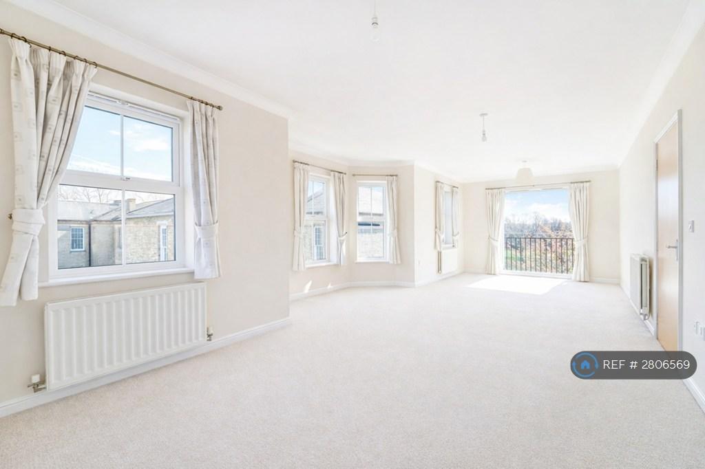 Livingroom Facing Balcony