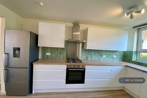 3 bedroom maisonette to rent, John Barnes Walk, London, E15