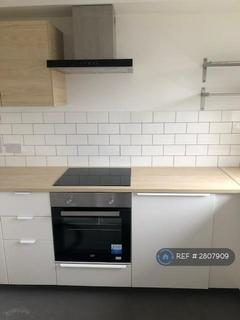 2 bedroom flat to rent, Osprey House, London, SE19