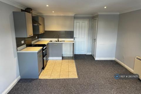 1 bedroom flat to rent, Gainsborough Court, Corby, NN18