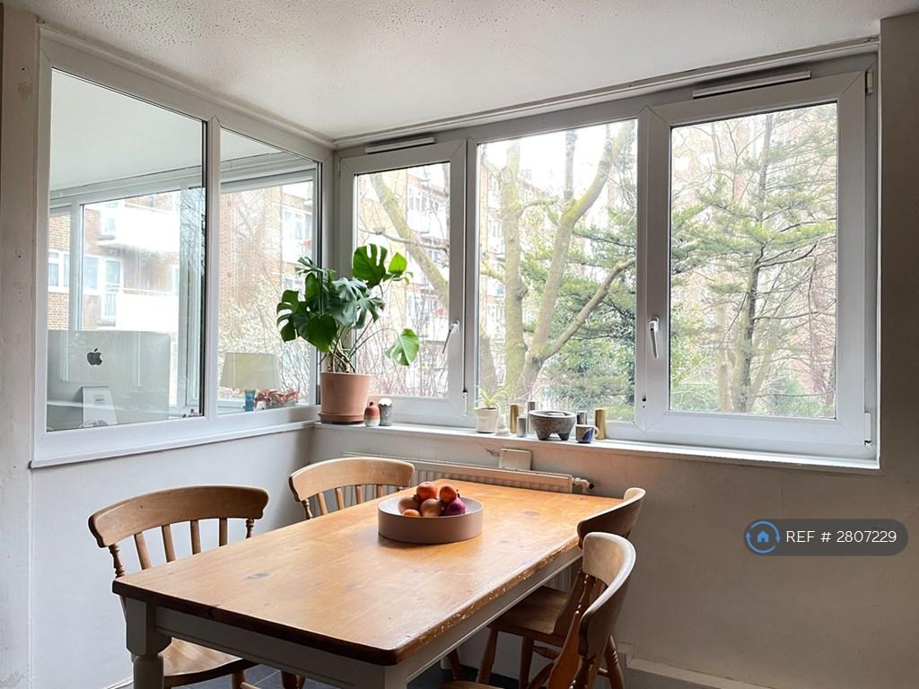 Kitchen Dining With Park View