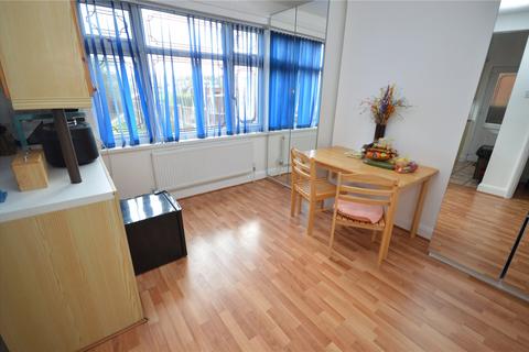 undefined, Gardenia Avenue, Luton, Bedfordshire, LU3