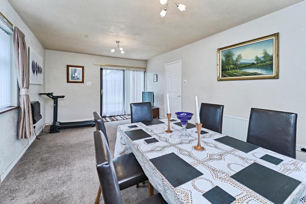 Dining Room/Bedroom