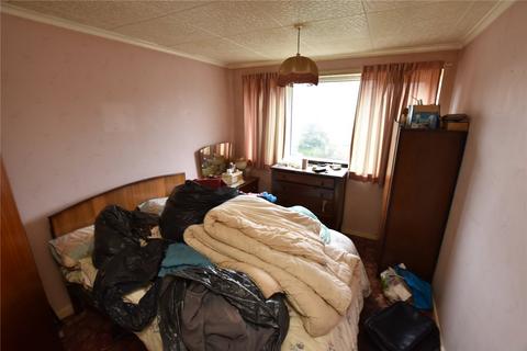 3 bedroom semi-detached house for sale, Swinnow Gardens, Leeds, West Yorkshire