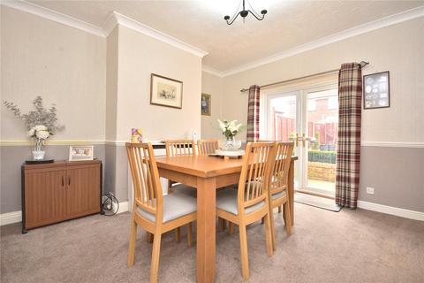 3 bedroom semi-detached house for sale, Well Garth, Leeds, West Yorkshire