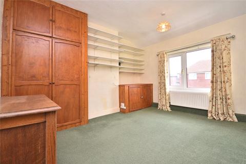 3 bedroom semi-detached house for sale, Well Garth, Leeds, West Yorkshire