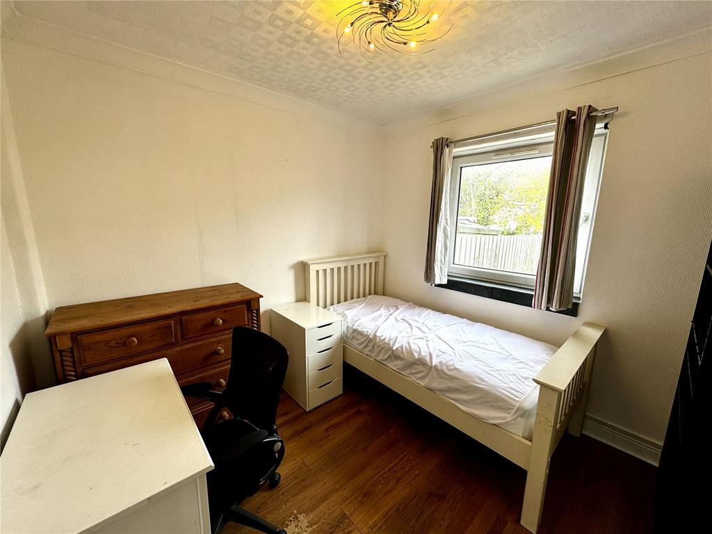 Single Bedroom