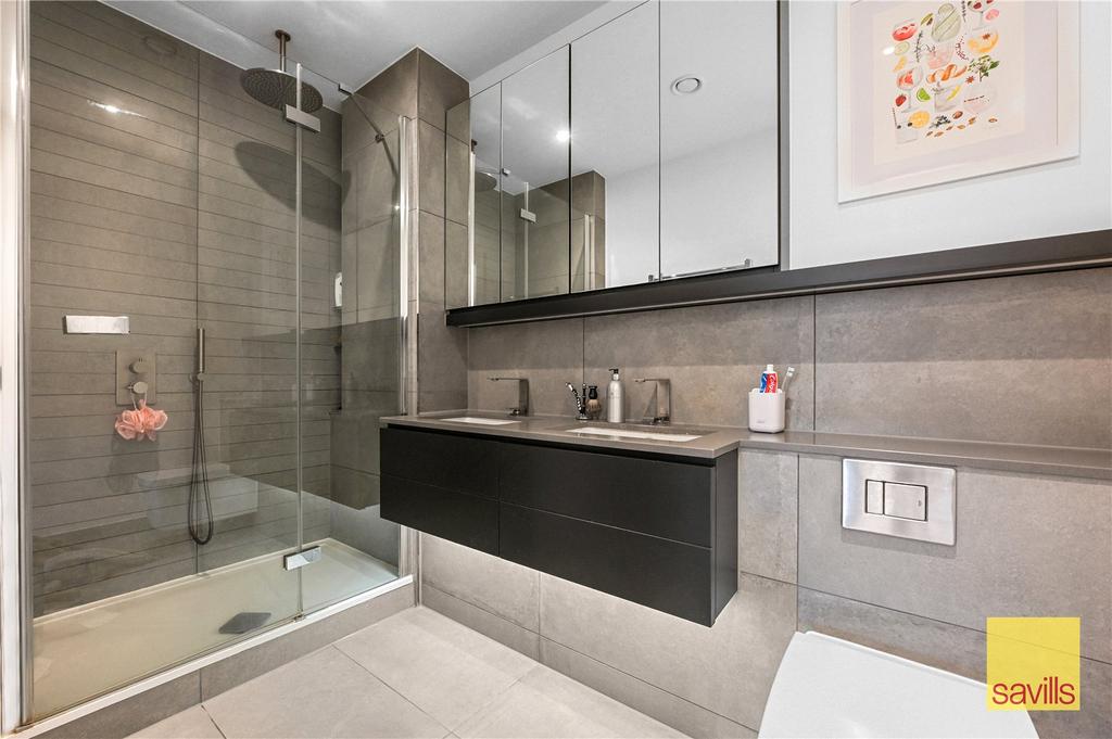 En Suite Shower