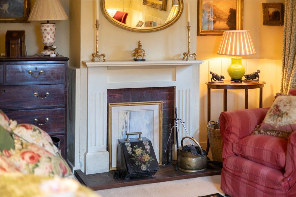 Feature Fireplace