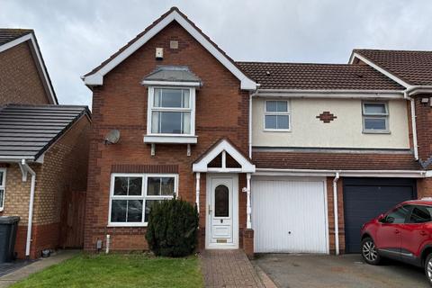 3 bedroom semi-detached house to rent, Foxglove Close, Wednesfield, WV11