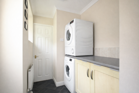 4 bedroom end of terrace house for sale, Crow Hill Road, Margate