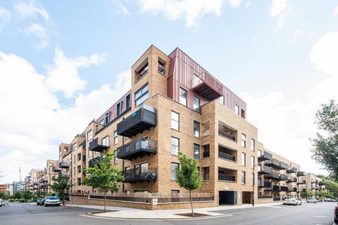 2 bedroom apartment to rent, Calvary Court, London SE18
