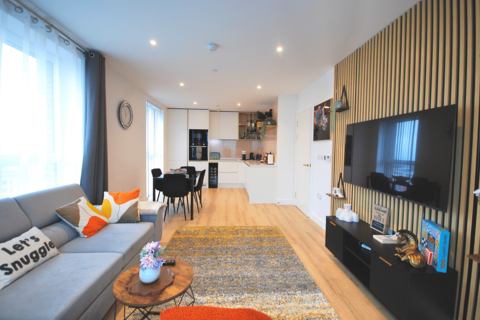 2 bedroom flat for sale, WATERVIEW HOUSE,  QUAY  WALK, WEMBLEY, HA0 1BE