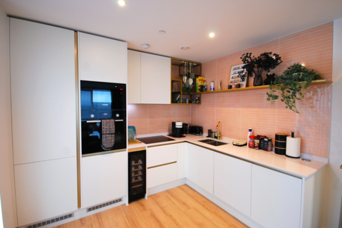 2 bedroom flat for sale, WATERVIEW HOUSE,  QUAY  WALK, WEMBLEY, HA0 1BE