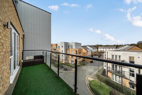 2 bedroom apartment for sale, Beaumont Apartments, Hawker Drive, Addlestone, Surrey, KT15