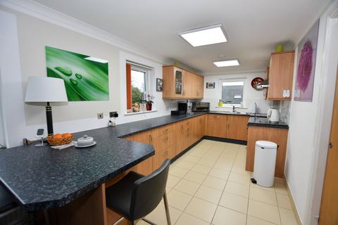 2 bedroom bungalow for sale, West End, Redruth, Cornwall, TR15