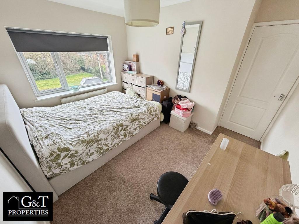 2nd Bedroom
