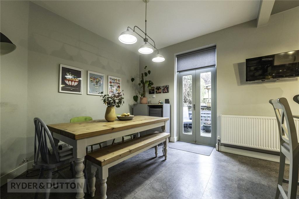 Kitchen/Dining