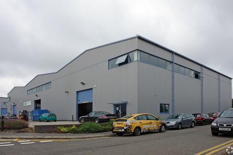 Warehouse to rent, 14 Beddington Farm Rd Croydon CR0 4WP