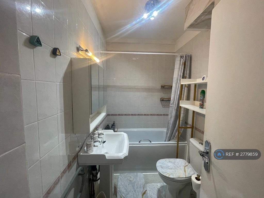 Bathroom With Sink, Toilet, Bath, Mirror Unit