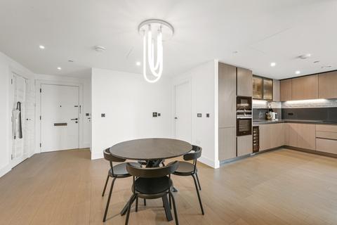 3 bedroom apartment to rent, Bowden House, SW11