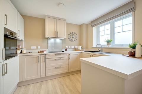 undefined, Apartment 8 at Laburnums 20 Chalkwell Avenue, Westcliff-on-Sea SS0