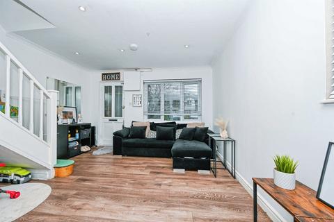 2 bedroom semi-detached house for sale, Collingwood Drive, London Colney, St. Albans